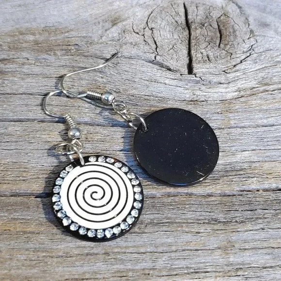 Vintage Y2K White Black Lucite Austrian Crystal Circle Swirl Earrings - Picture 4 of 9